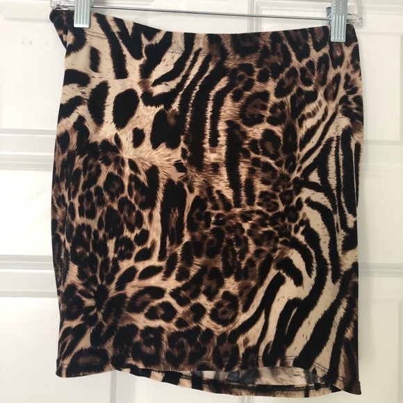 Cheetah Skirt - Picture 2 of 5